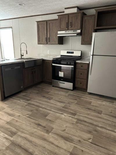 Mobile Home at 4497 West 200 North Lot 71 Huntington, IN 46750