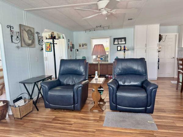 1982 Manufactured Home