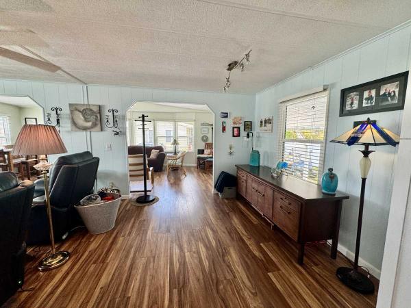 1982 Manufactured Home