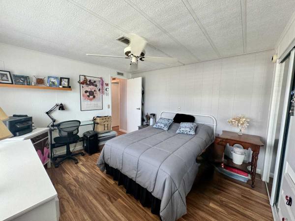 1982 Manufactured Home