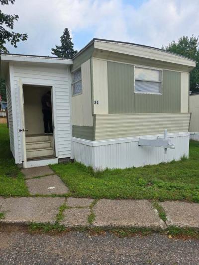 Mobile Home at 500 Pioneer Rd Lot 21 Marquette, MI 49855