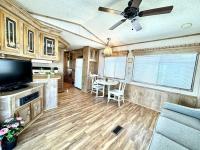 1987 Schult Manufactured Home