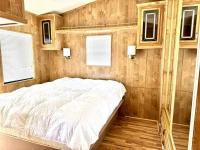 1987 Schult Manufactured Home