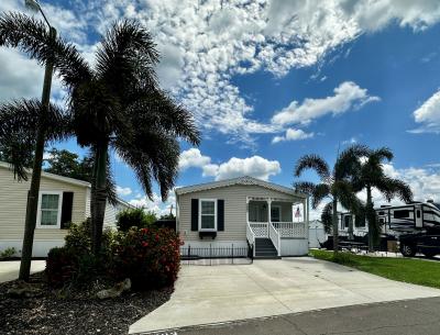 Photo 3 of 15 of home located at 7125 Fruitville Rd 1683 Sarasota, FL 34240