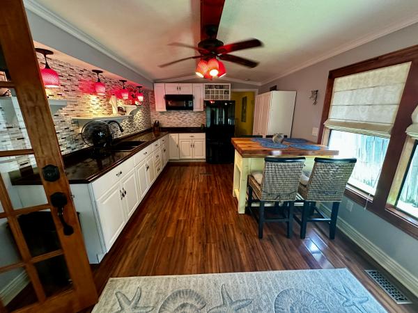 1986 Mobile Home