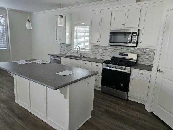 2025 Skyline Victory IP M201-B Manufactured Home
