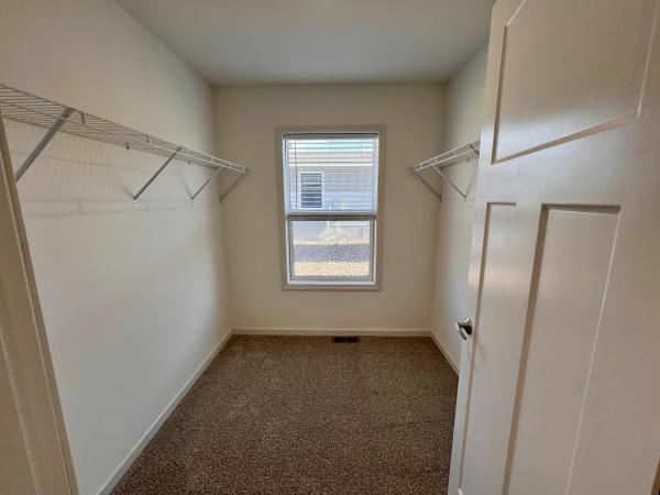 2023 Champion 286432001 Mobile Home