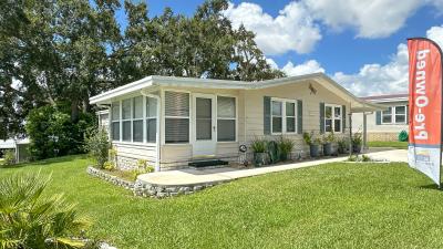 Photo 2 of 18 of home located at 692 Cedar Ln Lady Lake, FL 32159