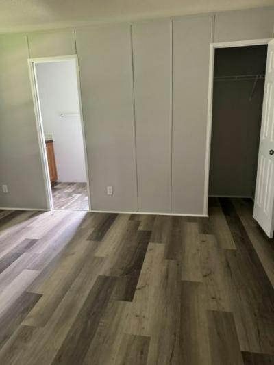 Photo 4 of 5 of home located at 9318-D In Court Tampa, FL 33610