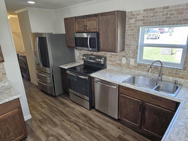 2009 CMH Manufacturing Mobile Home