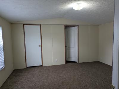 Photo 5 of 9 of home located at 244 Roosevelt Dr Davison, MI 48423