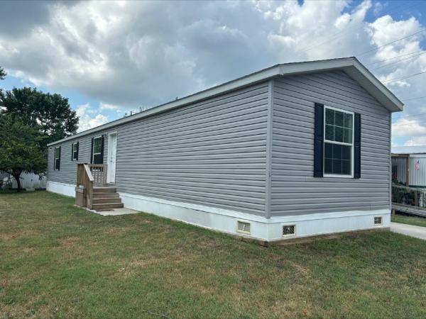 Photo 1 of 2 of home located at 3731 S. Glenstone Ave., #249 Springfield, MO 65804