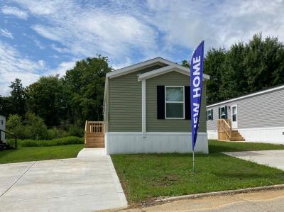 Mobile Home at 1042 South Park Drive Brookfield, OH 44403