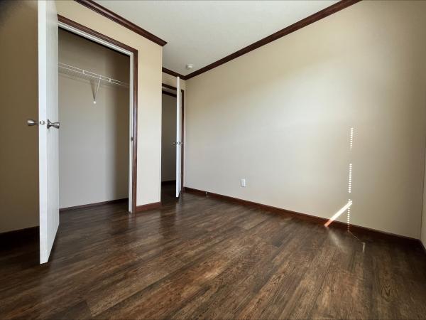 2016 Champion RH2562C Mobile Home