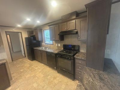 Photo 3 of 7 of home located at 6165 Robert Circle Site #273 Ypsilanti, MI 48197