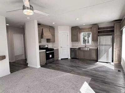 Photo 3 of 4 of home located at 188 Darlington Way Layton, UT 84041