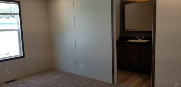 2023 Clayton Pulse 5616-779  Home