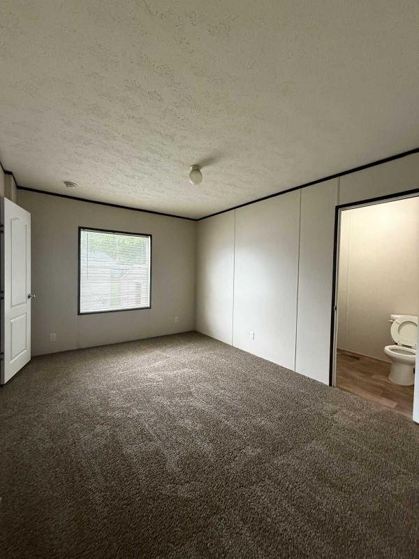 2014 Hart 6616-700 Manufactured Home