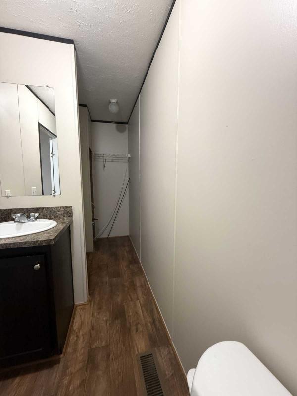2014 Hart 6616-700 Manufactured Home