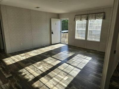 Photo 4 of 29 of home located at 100 Lisa Lane Greenacres, FL 33463