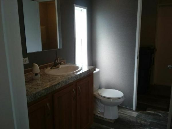 2019 LIVE OAK L2403C Manufactured Home