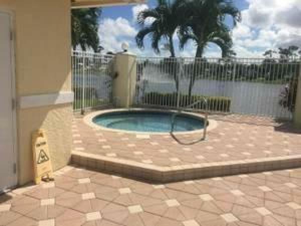 2019 LIVE OAK L2403C Manufactured Home