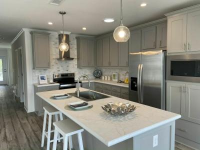 Photo 4 of 20 of home located at 7300 20th Street #560 Vero Beach, FL 32966