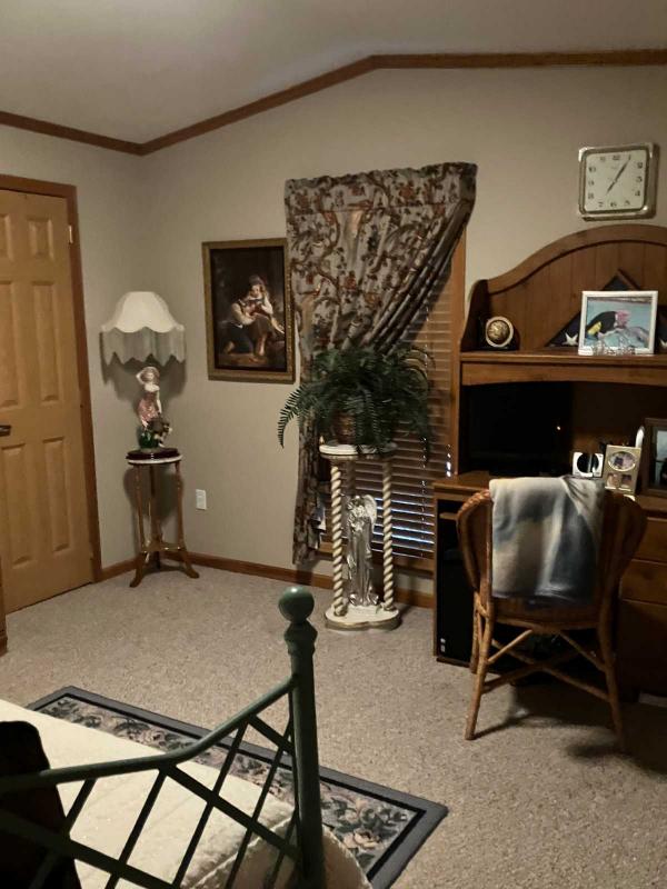 1999 Liberty Badger Manufactured Home