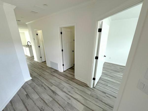 2025 Skyline - Ocala Bal Harbour w/ Den Mobile Home