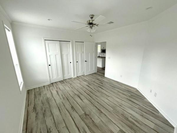 2025 Skyline - Ocala Bal Harbour w/ Den Mobile Home