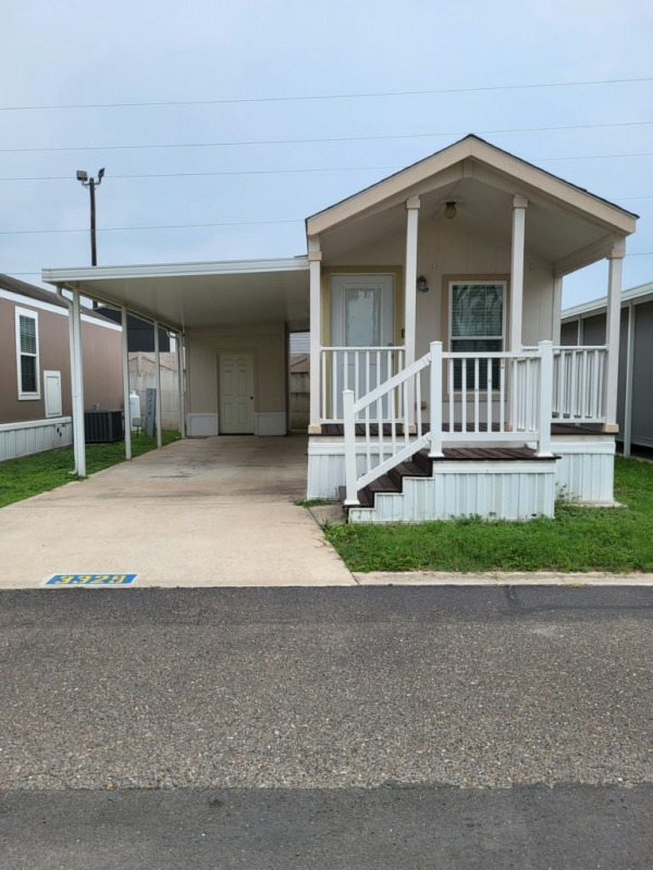 Photo 1 of 2 of home located at 602 N. Victoria Road Rv3329 Donna, TX 78537