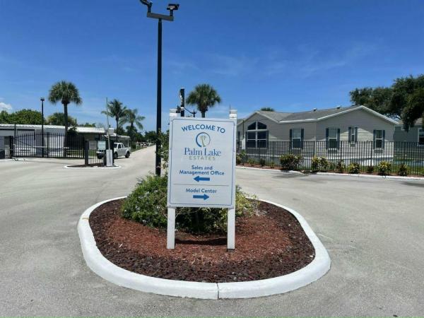 2025 Palm Harbor - Plant City Casa Marina - Elite Mobile Home