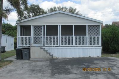 Photo 2 of 3 of home located at 2004 NW 21st St. Lot 337 Boynton Beach, FL 33436