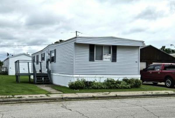 Photo 1 of 2 of home located at 1331 Bellevue St Lot 78 Green Bay, WI 54302