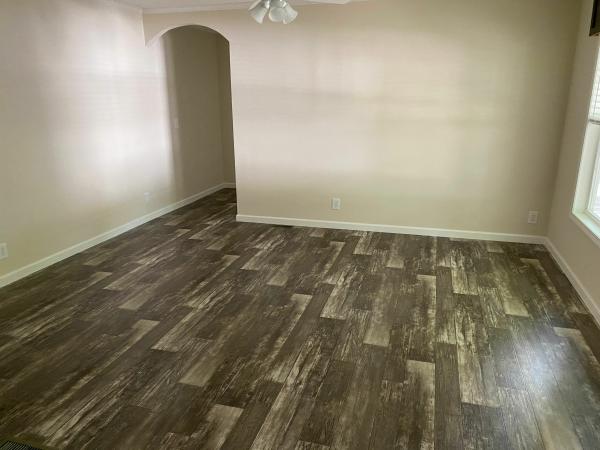 2021 Clayton Homes Inc Community Series Mobile Home