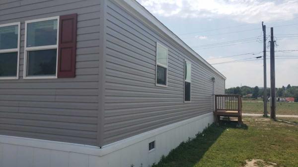 2025 Clayton Adrenaline 6016-4203 Manufactured Home