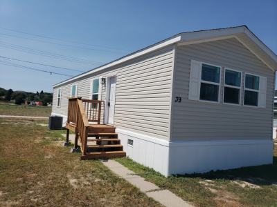 Photo 2 of 4 of home located at 120 Terry Blvd #38W Gering, NE 69341