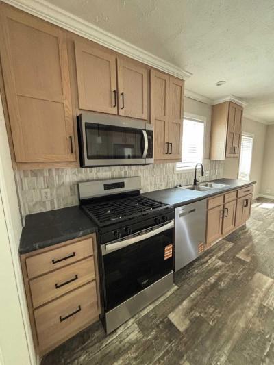 Photo 3 of 14 of home located at 6070 Emerald Park Dr. Milford, MI 48380