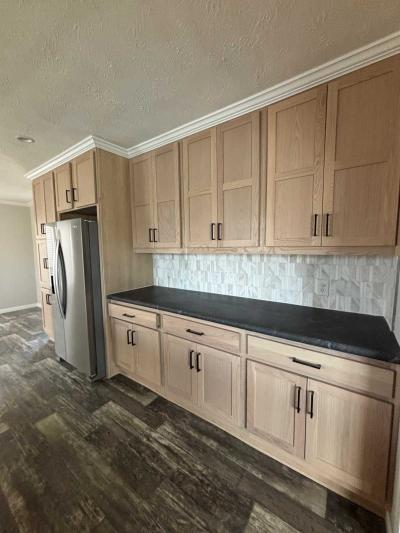 Photo 4 of 14 of home located at 6070 Emerald Park Dr. Milford, MI 48380
