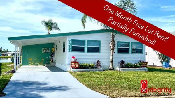 Photo 1 of 2 of home located at 7323 Royal Crest Drive Ellenton, FL 34222