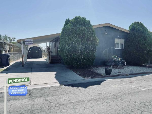 1993 SKYLINE WOOD MANOR Manufactured Home