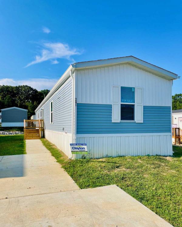2025 Clayton Maynardville Classic 76 Manufactured Home