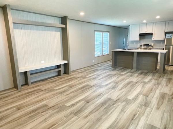2025 Clayton Maynardville Classic 76 Manufactured Home