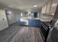1982 Bonnavilla Manufactured Home
