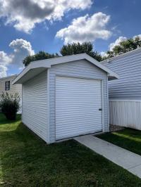 1982 Bonnavilla Manufactured Home