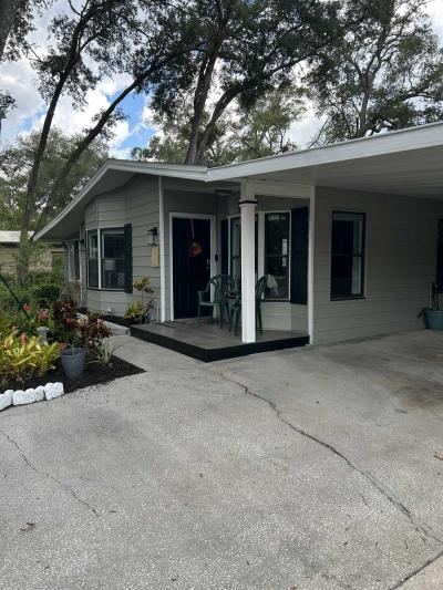 Photo 2 of 49 of home located at 215 Holly Drive Deland, FL 32724