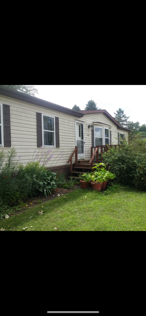 Photo 1 of 2 of home located at N 2639 County Rd Z G-158 Dousman Wisconsin 53118 Dousman, WI 53318