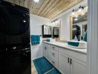1981 SHER FLMHS CC 2BD/2BA Manufactured Home