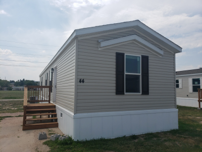 Mobile Home at 120 Terry Blvd #44W Gering, NE 69341