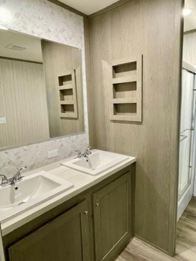 Photo 5 of 7 of home located at 246 Caroline Lane Dickson, TN 37055